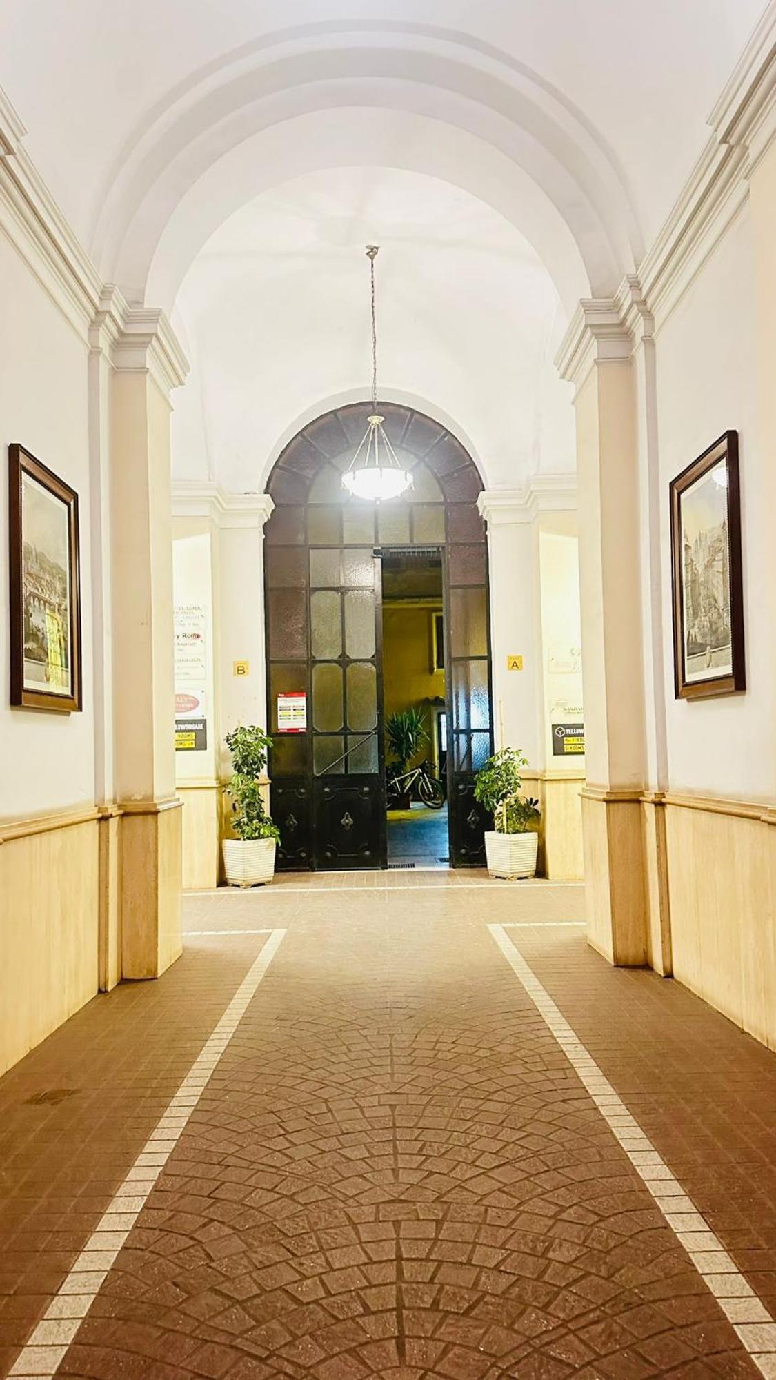 Nahid Accommodation Roma Dış mekan fotoğraf